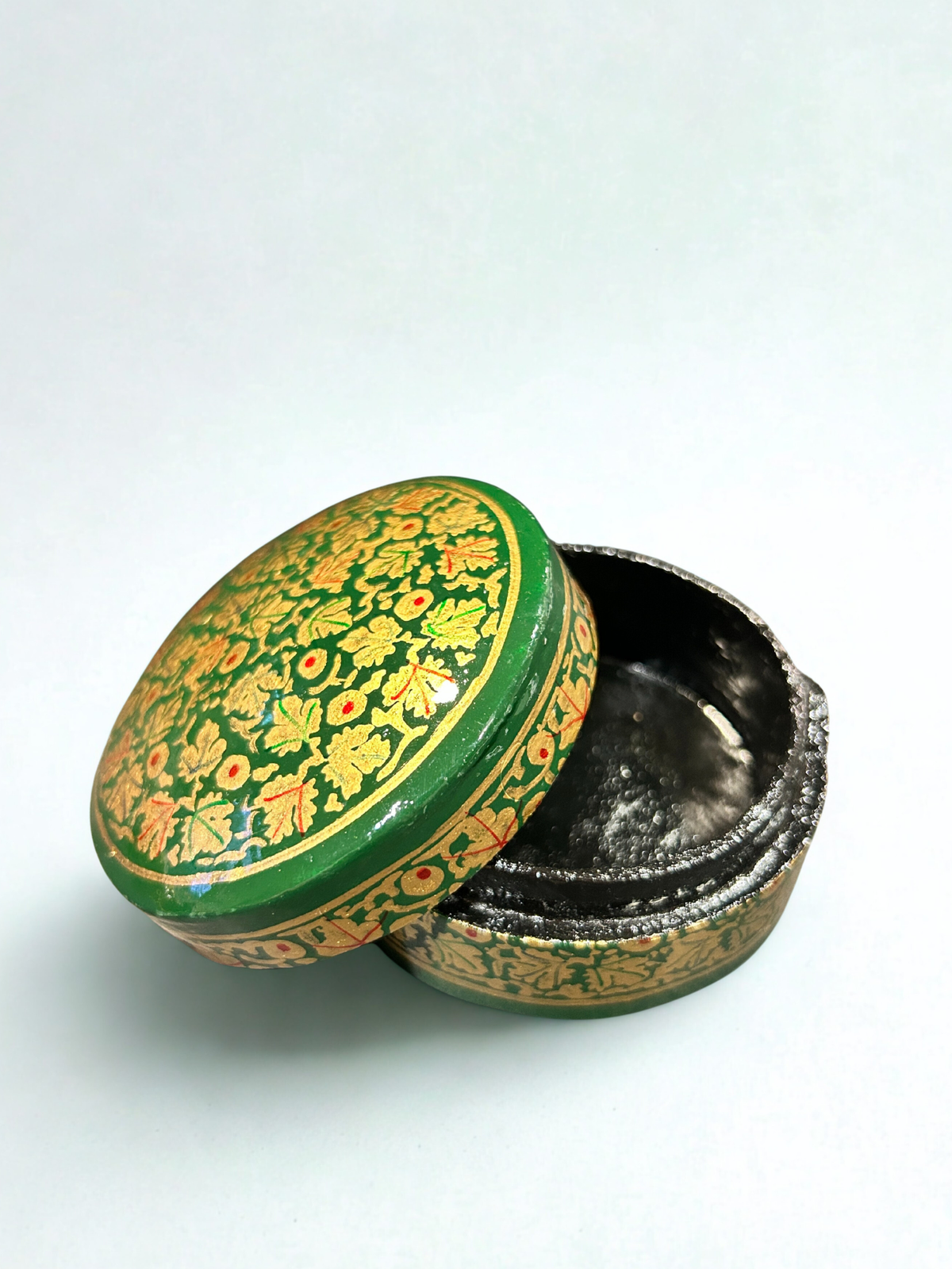 Small Assorted Trinket Box - Chinar Leaves